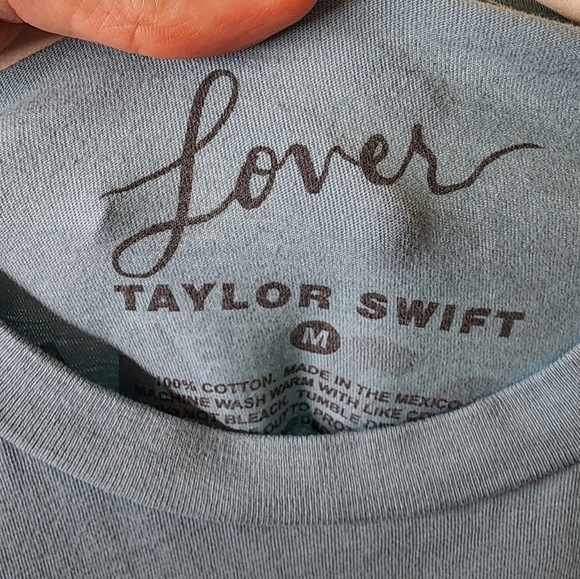 Taylor Swift Lover Ain’t That The Worst Thing You Ever Heard Tee M - Picture 4 of 4